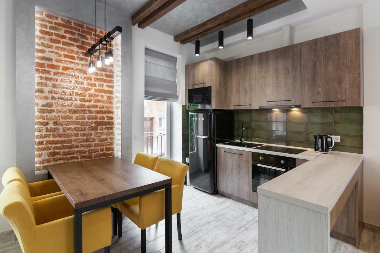 Leogrand Loft Apartments On Lychakivska 4 Lemberg Exterior foto